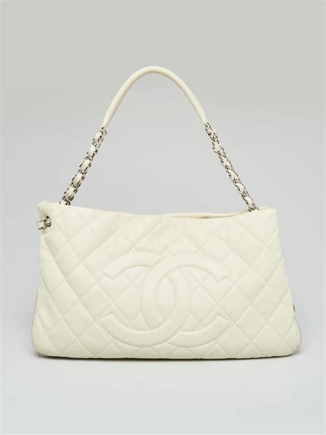 CHANEL Caviar Quilted Expandable Zip Shoulder Bag White 